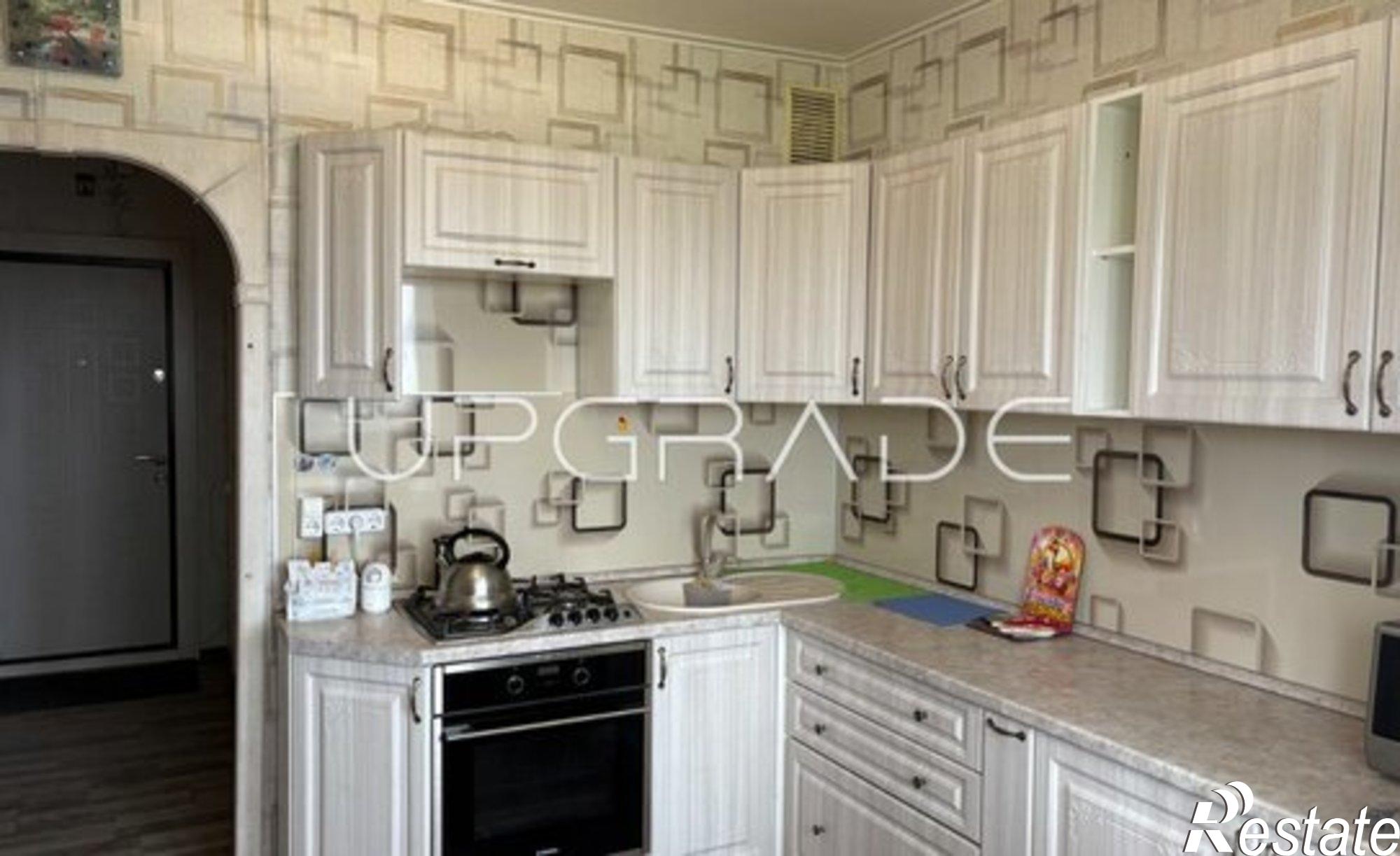 Купить квартиру за 3 550 000 рублей на ул Полковника Старинова, 3