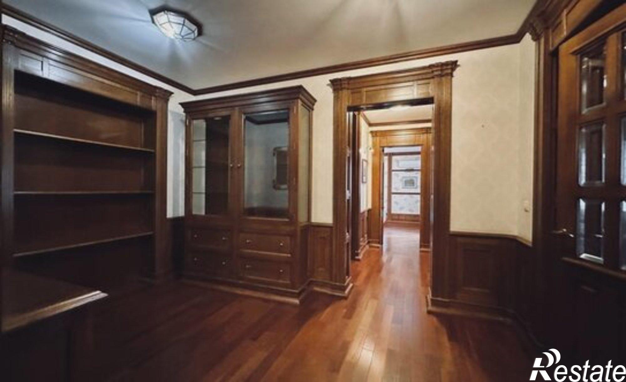 Купить квартиру за 15 990 000 рублей на ул 60-летия Октября, 13