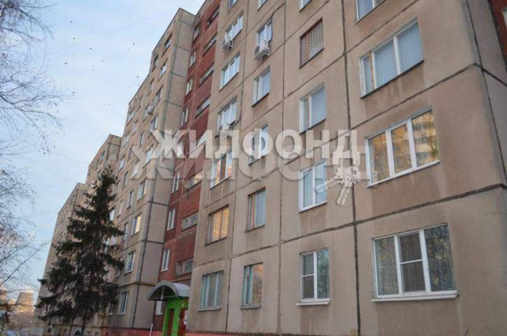 3-комн квартира Максима Горького улица, д.60
