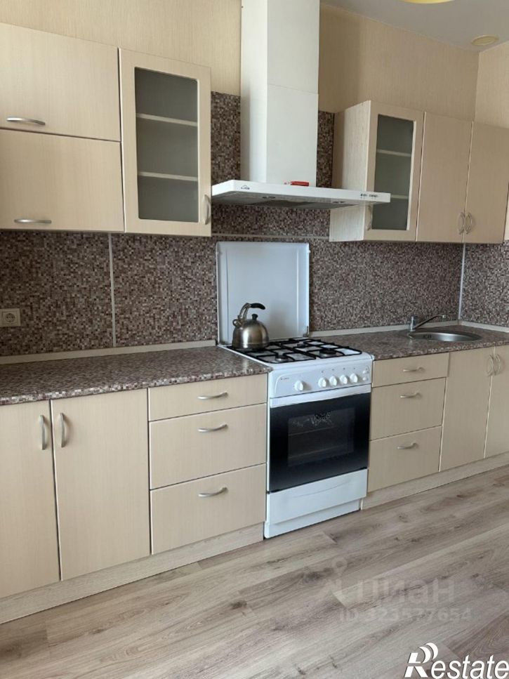 1-комн квартира ул 60-летия Октября, 15,  д. 15