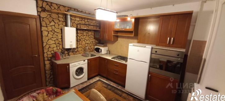 3-комн квартира улица Абрамова и Соколова, 3,  д. 3