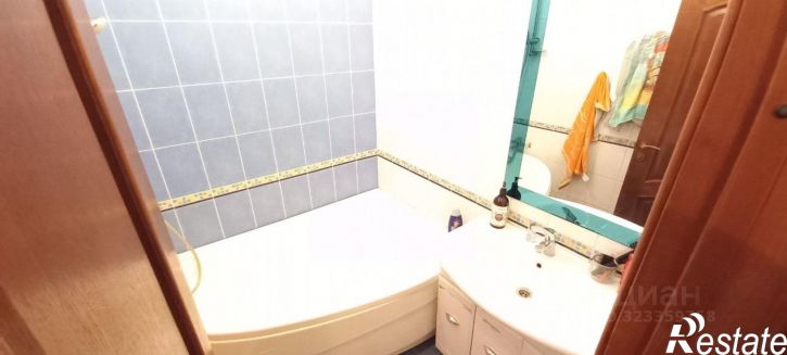 3-комн квартира улица Абрамова и Соколова, 3,  д. 3