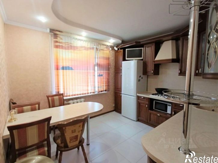 2-комн квартира улица Картукова, 4,  д. 4