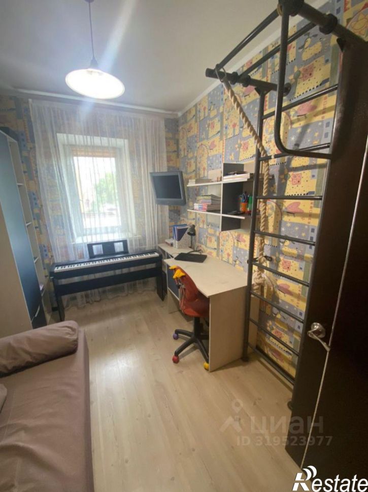 3-комн квартира Октябрьская улица, 77,  д. 77