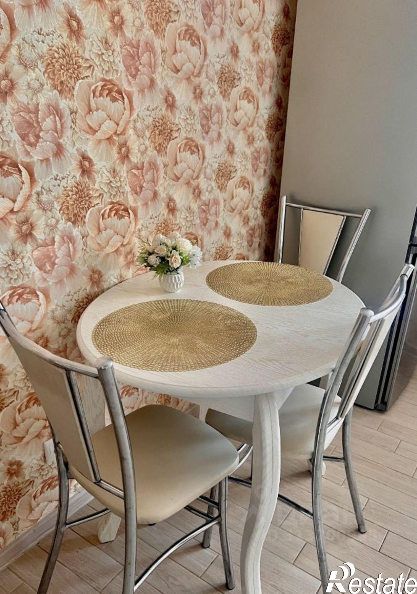 Сдать квартиру за 36 000 рублей на ул Андрианова, 39