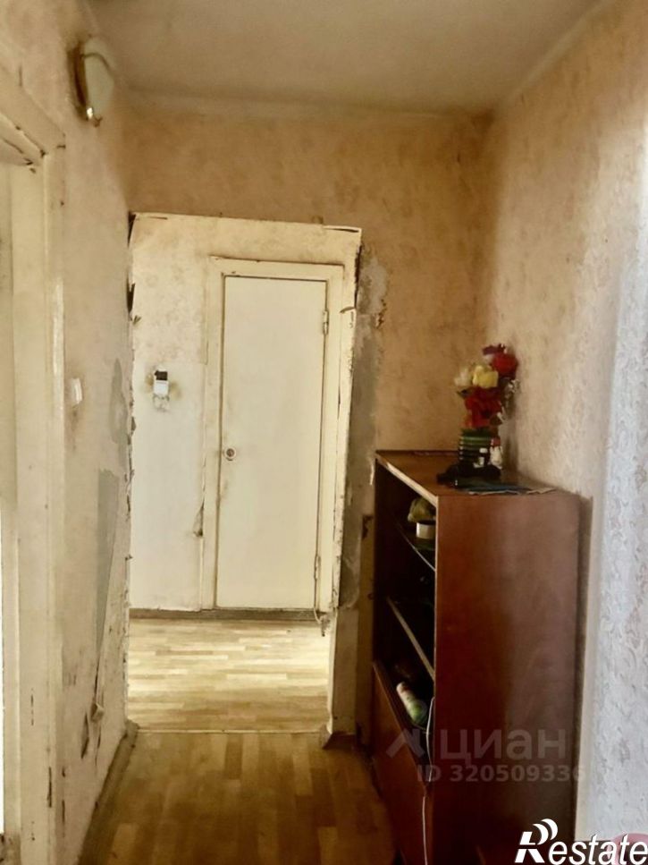 3-комн квартира ул 8 Марта, 27,  д. 27