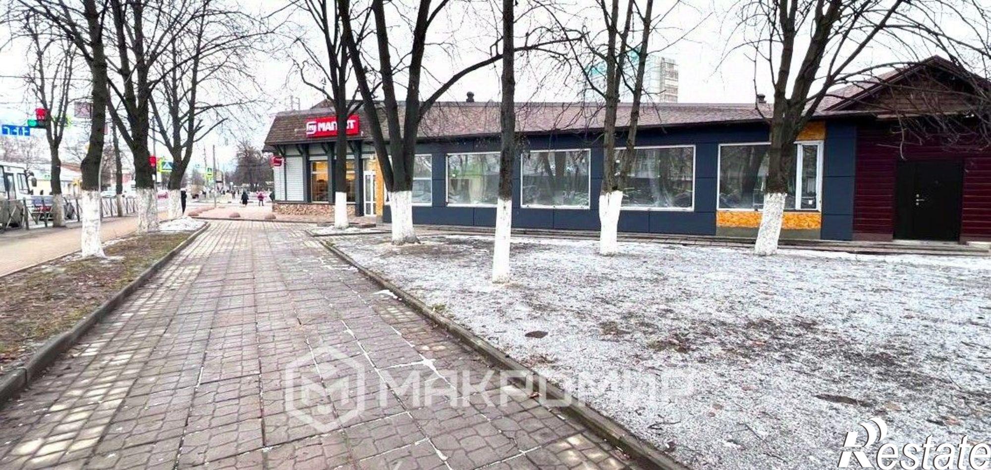 Сдать торговое помещение за 41 668 рублей на ул Московская, 30