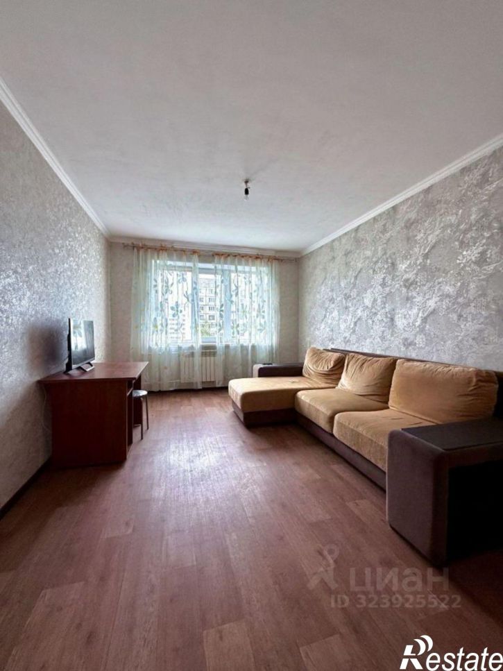 3-комн квартира ул Бурова, 38,  д. 38