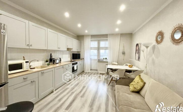 3-комн квартира улица Андрианова, 31,  д. 31