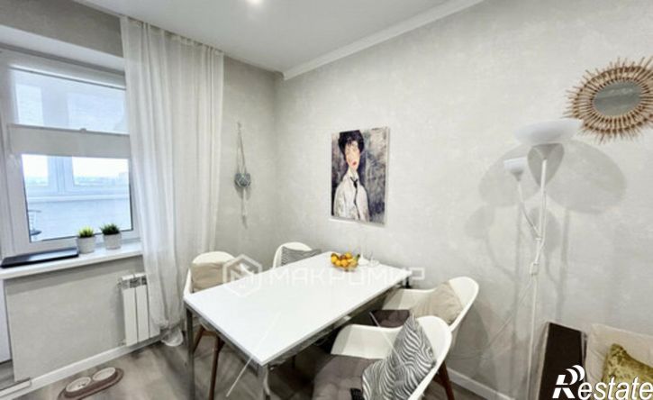 3-комн квартира улица Андрианова, 31,  д. 31