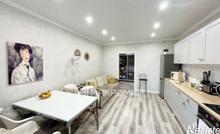 3-комн квартира улица Андрианова, 31,  д. 31