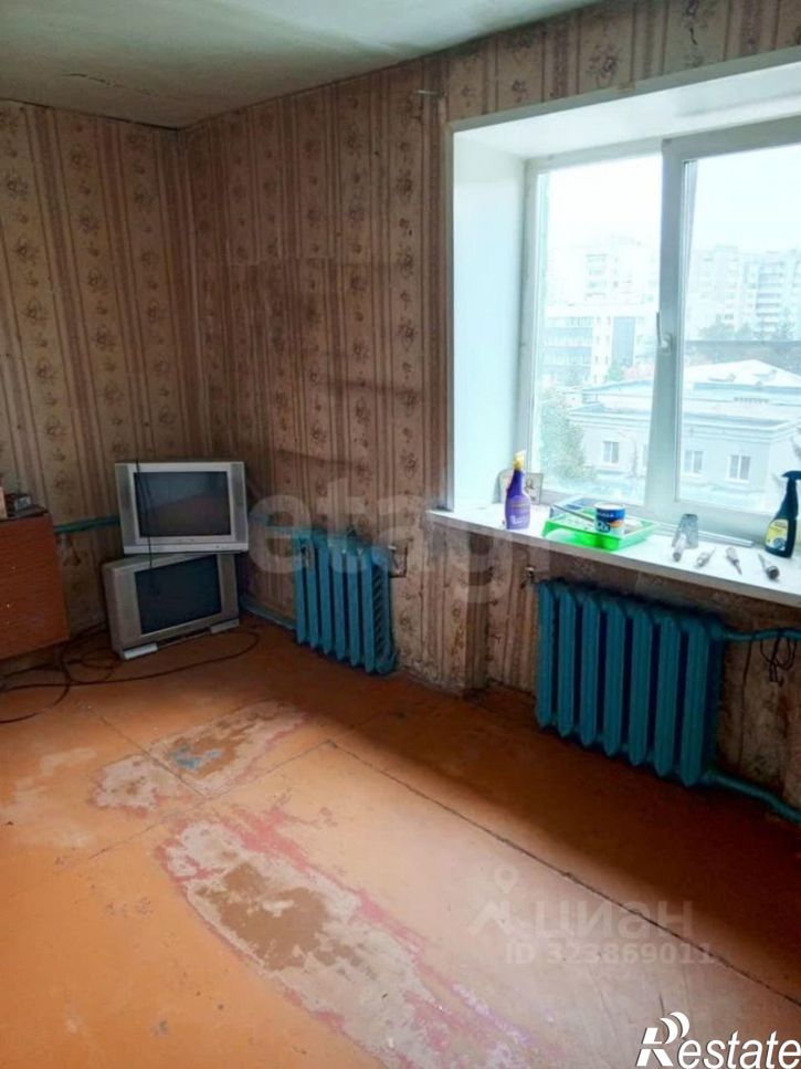 3-комн квартира ул Андрианова, 1,  д. 1