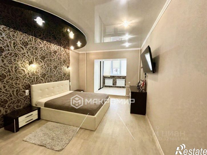 3-комн квартира улица Лескова, 3,  д. 3