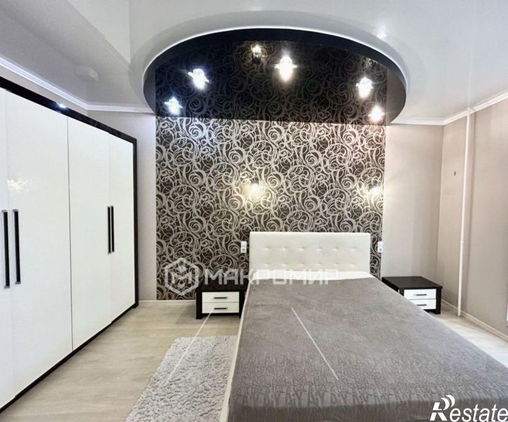 3-комн квартира улица Лескова, 3,  д. 3