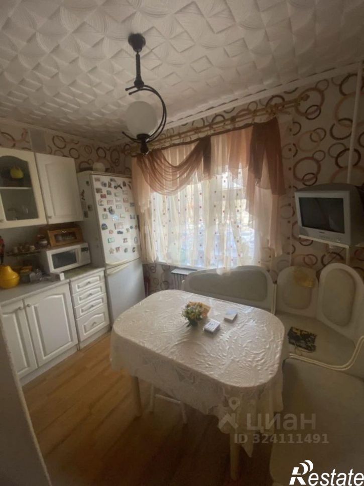 2-комн квартира Комсомольская улица, 106,  д. 106