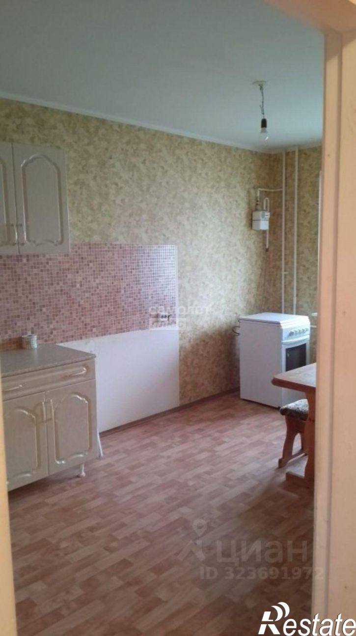 3-комн квартира б-р Молодежи, 6,  д. 6