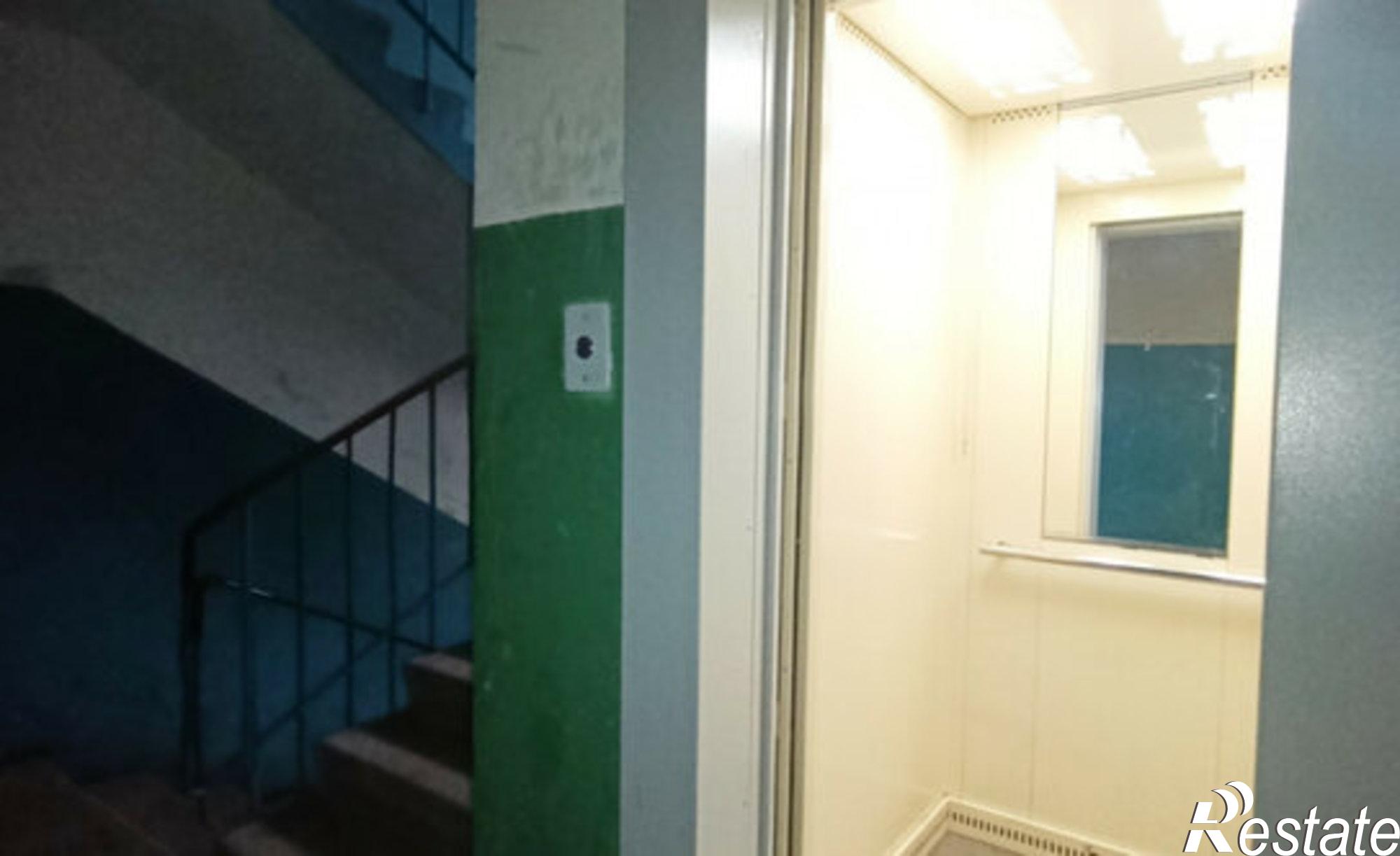 Купить квартиру за 2 430 000 рублей на ул Планерная, 57