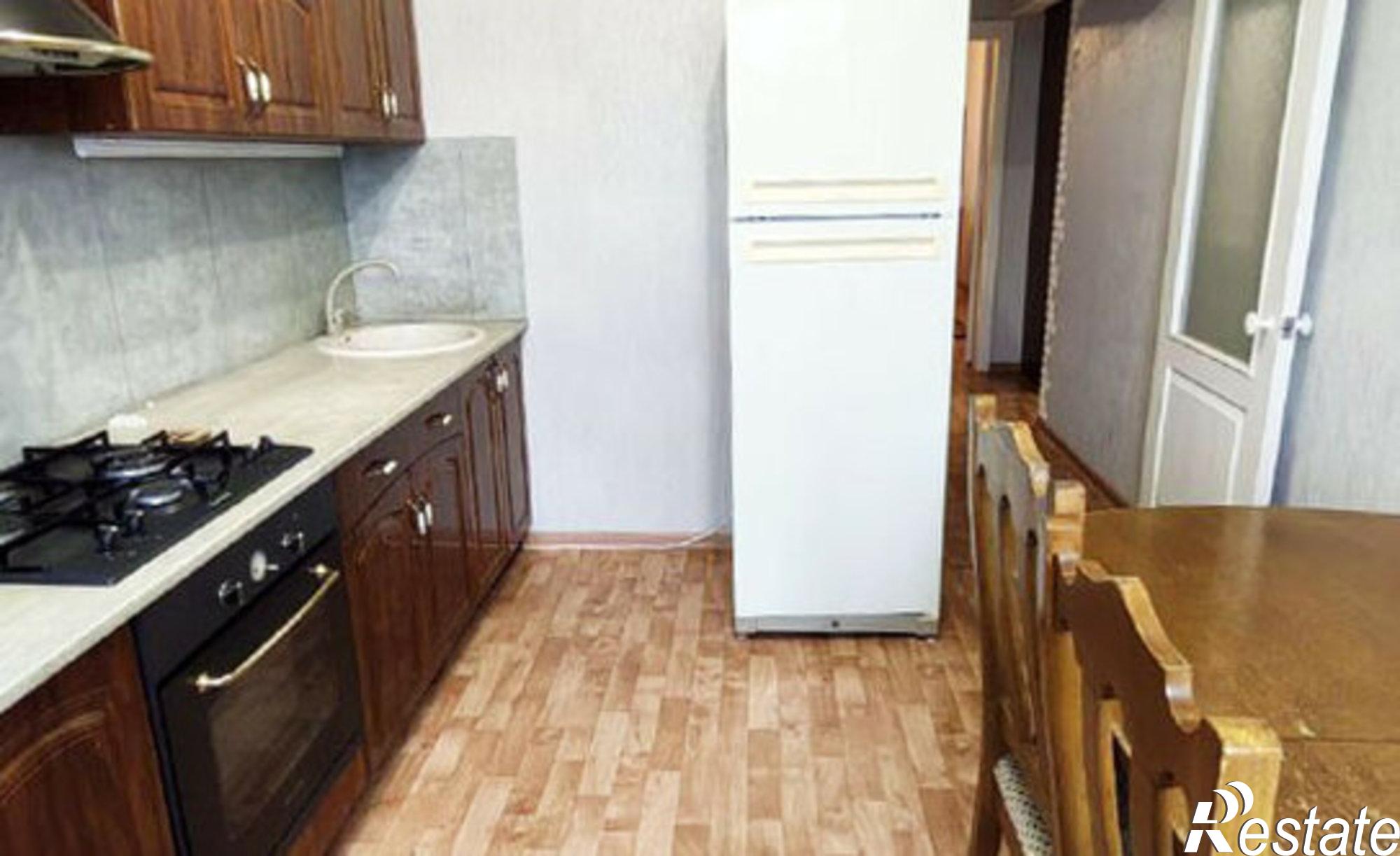 Купить квартиру за 3 800 000 рублей на б-р Молодежи, 1