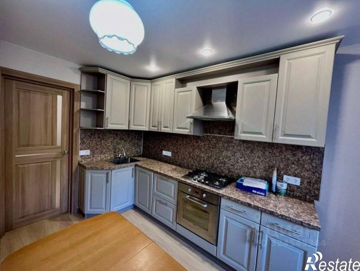 4-комн квартира проезд Связистов, 10,  д. 10