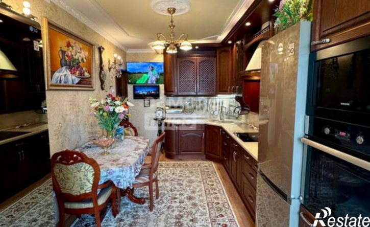 3-комн квартира бульвар Молодёжи, 15,  д. 15