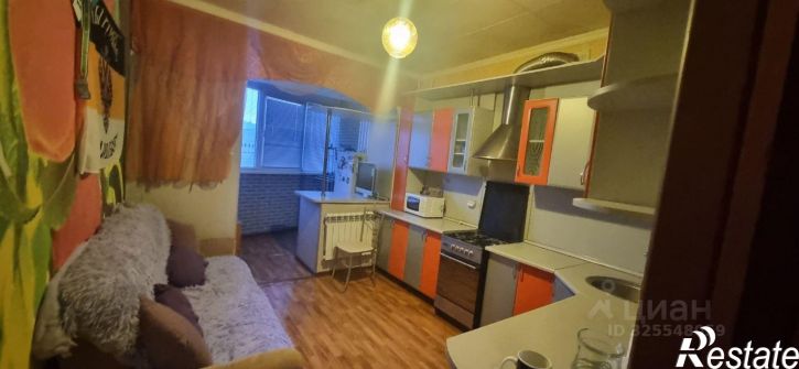 1-комн квартира ул Космонавтов, 3,  д. 3