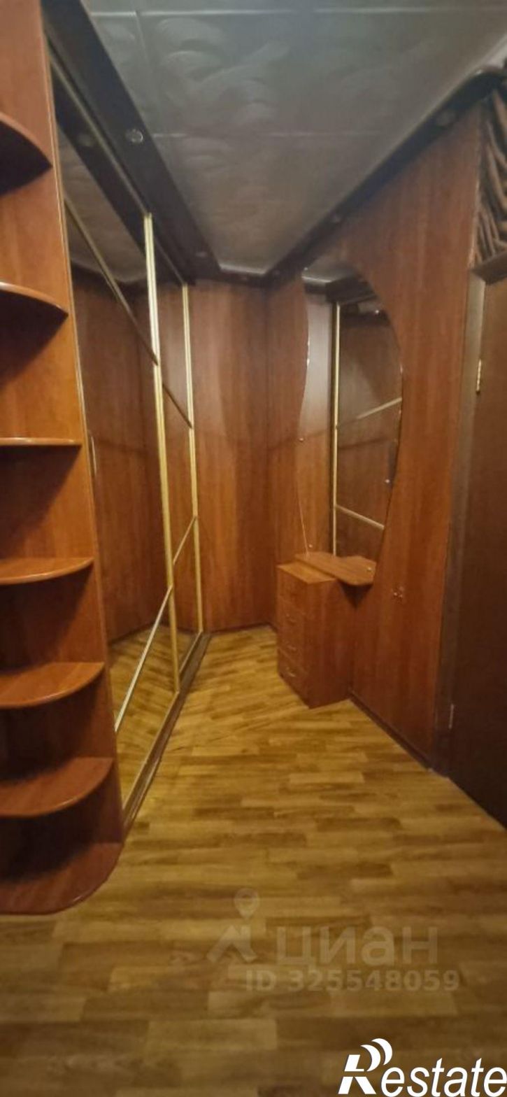 1-комн квартира ул Космонавтов, 3,  д. 3