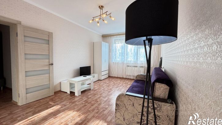 2-комн квартира б-р Молодежи, 11,  д. 11