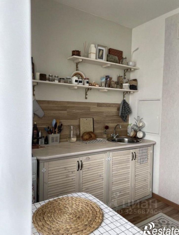 1-комн квартира улица Емлютина, 14,  д. 14