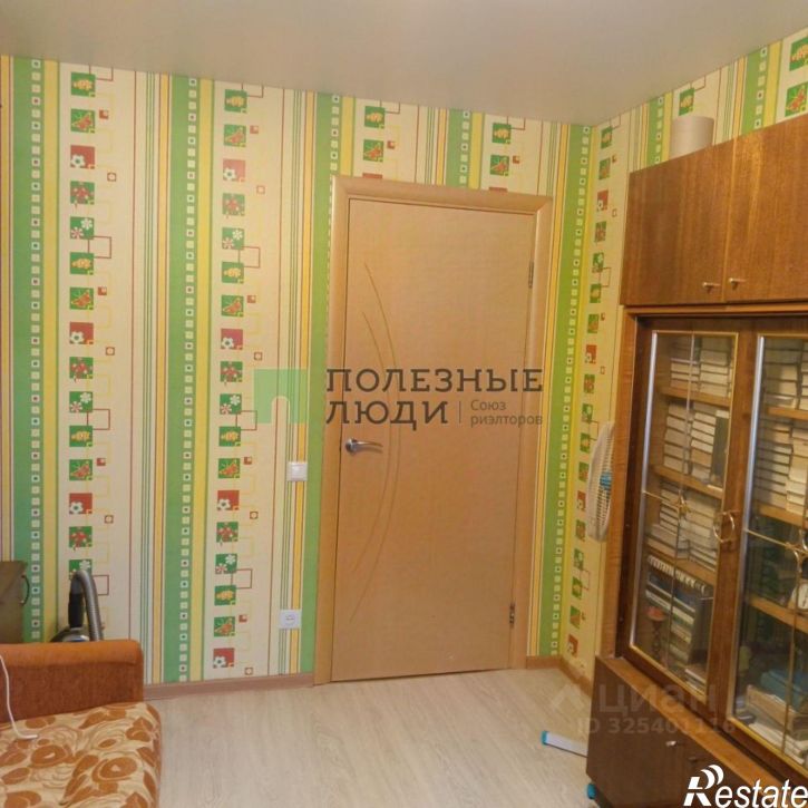 3-комн квартира ул Полесская, 8,  д. 8