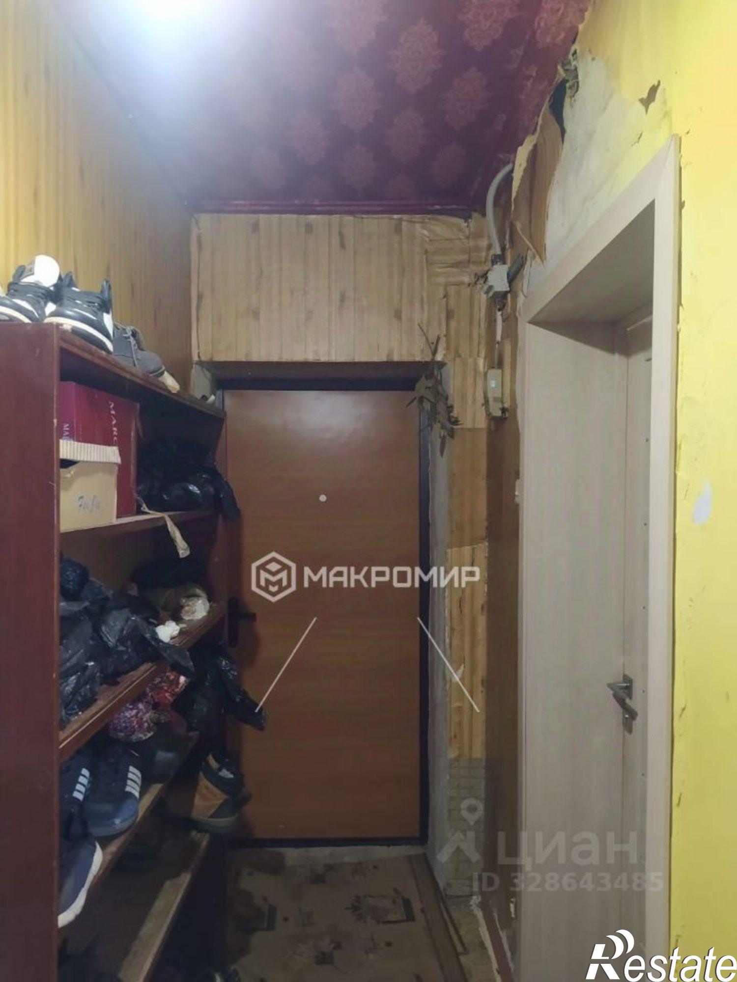 Сдать комнату за 10 000 рублей на ул Калинина, 3