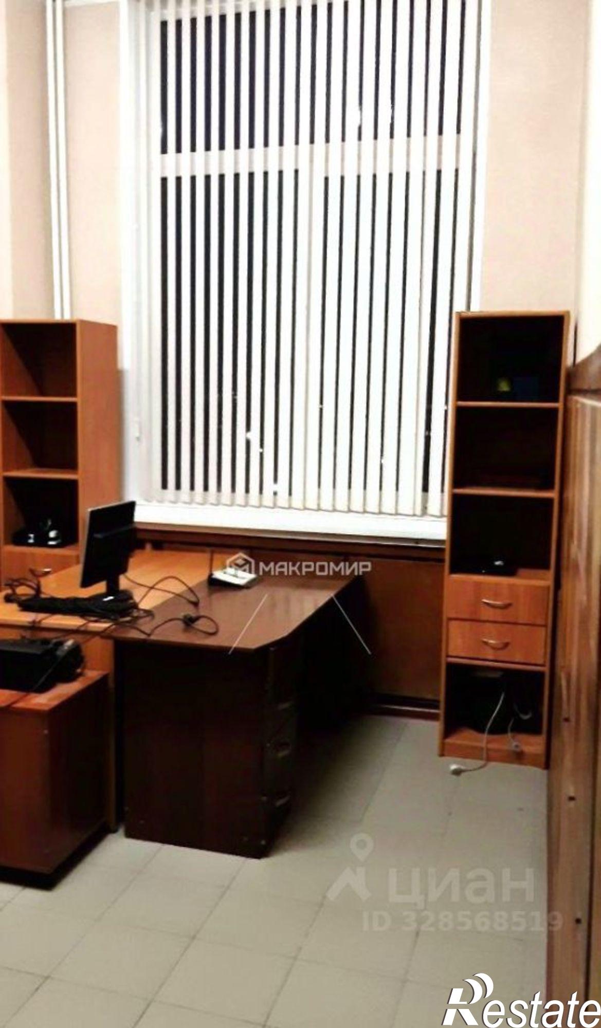 Купить офис, помещение под офис за 9 708 800 рублей на ул Лескова, 19а