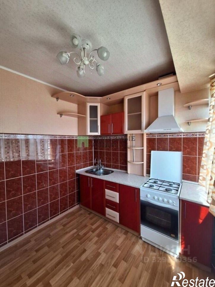 3-комн квартира площадь Поликарпова, 10,  д. 10