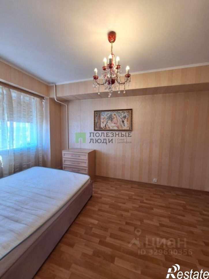 3-комн квартира площадь Поликарпова, 10,  д. 10