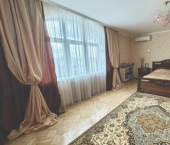 4-комн, 140кв м, этаж 8/9 ул 8 Марта, 8