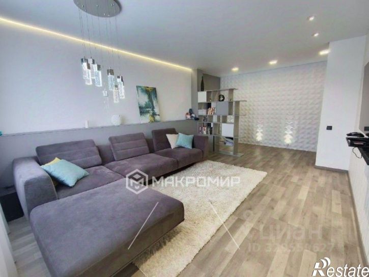 3-комн квартира ул Андрианова, 37,  д. 37