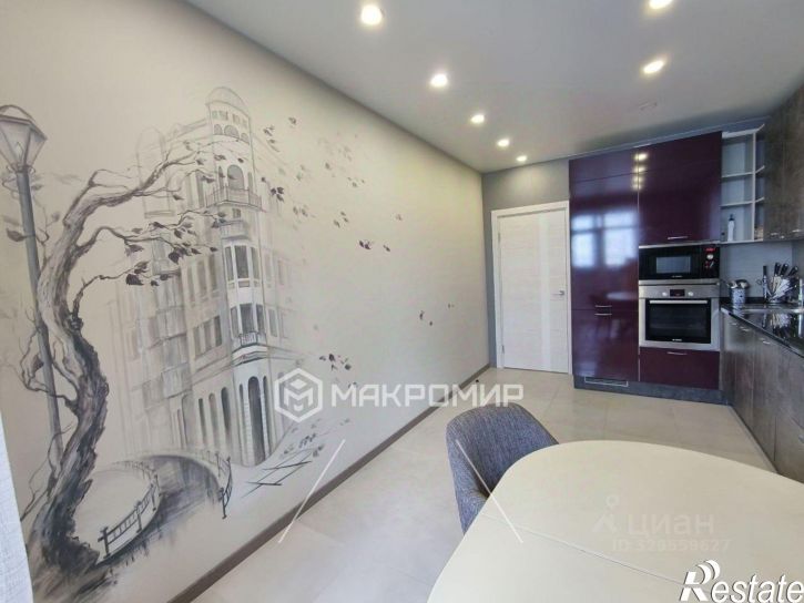 3-комн квартира ул Андрианова, 37,  д. 37