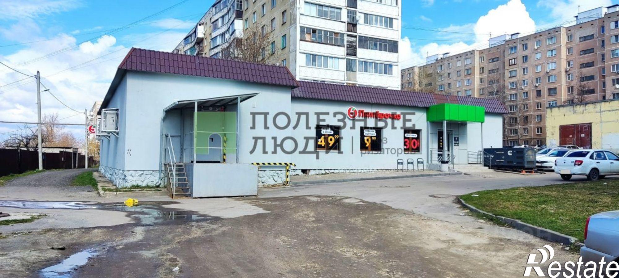 Купить торговое помещение за 28 000 200 рублей на Светофорный пер, 4