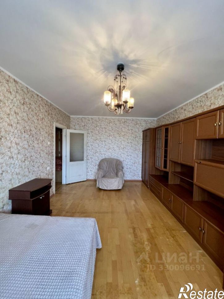 2-комн квартира ул Емлютина, 14,  д. 14