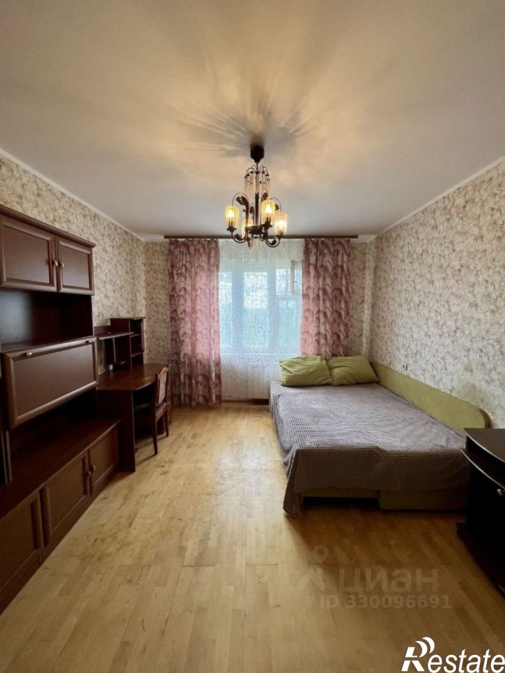 2-комн квартира ул Емлютина, 14,  д. 14