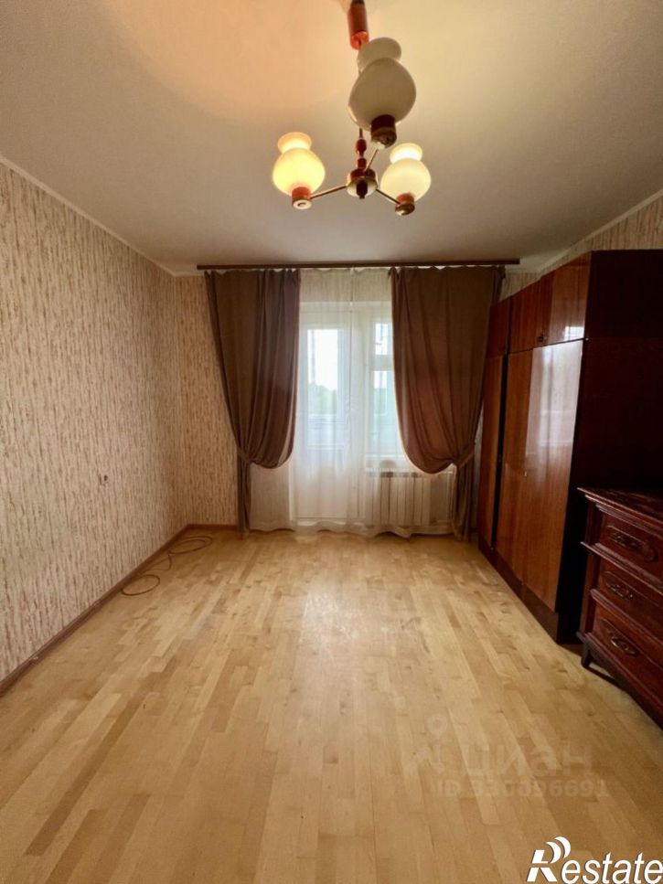2-комн квартира ул Емлютина, 14,  д. 14