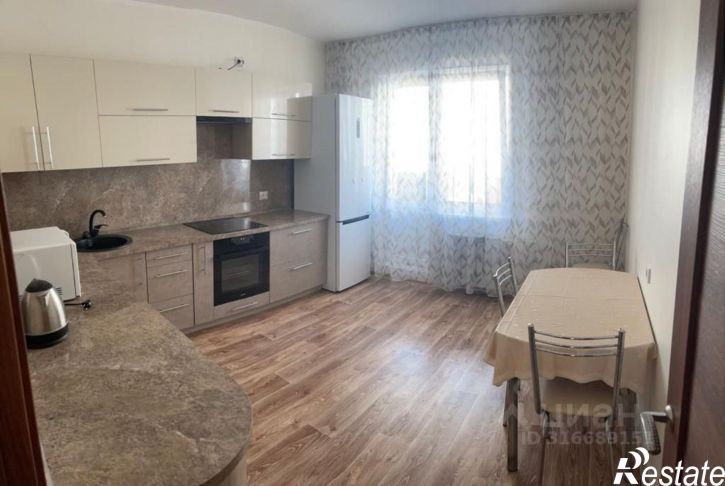 1-комн квартира ул Зареченская, 2 3,  д. 2 3,  к. 3