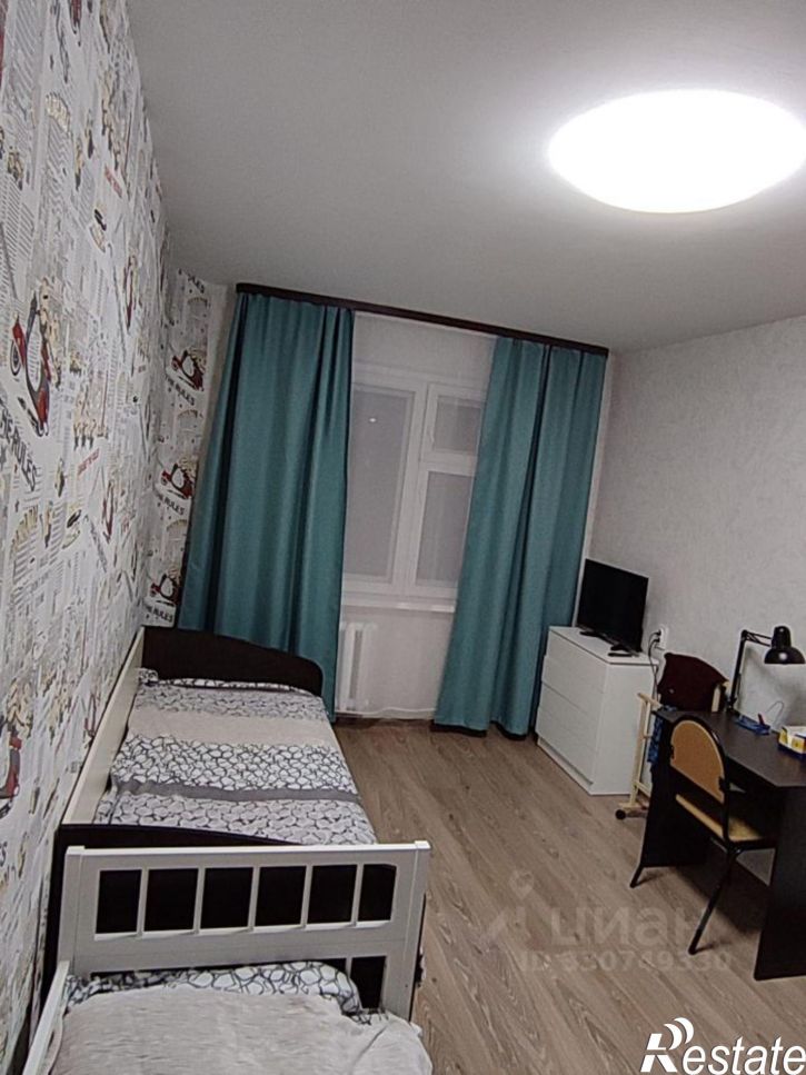 3-комн квартира улица 5-й Орловской Стрелковой Дивизии, 12,  д. 12