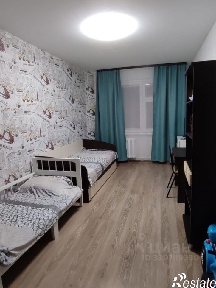 3-комн квартира улица 5-й Орловской Стрелковой Дивизии, 12,  д. 12