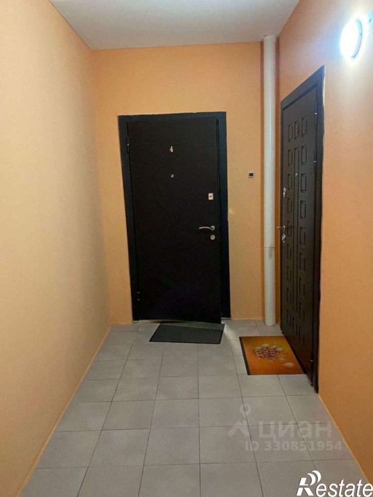 2-комн квартира улица Емлютина, 14,  д. 14