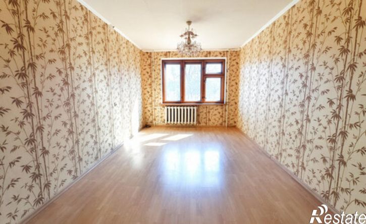 2-комн квартира ул Бурова, 4,  д. 4