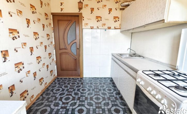 2-комн квартира ул Бурова, 4,  д. 4