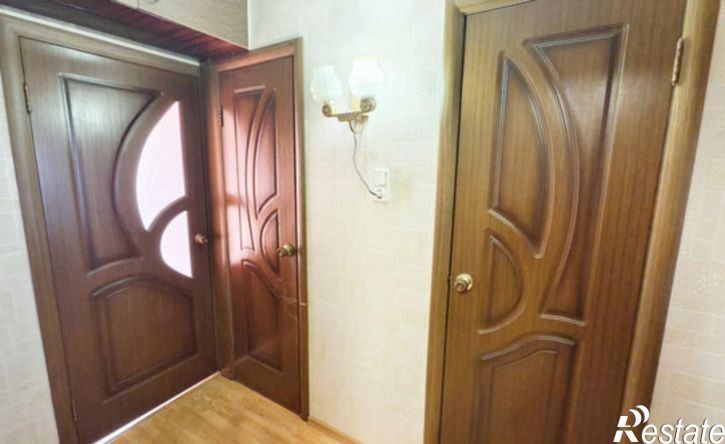 2-комн квартира ул Бурова, 4,  д. 4