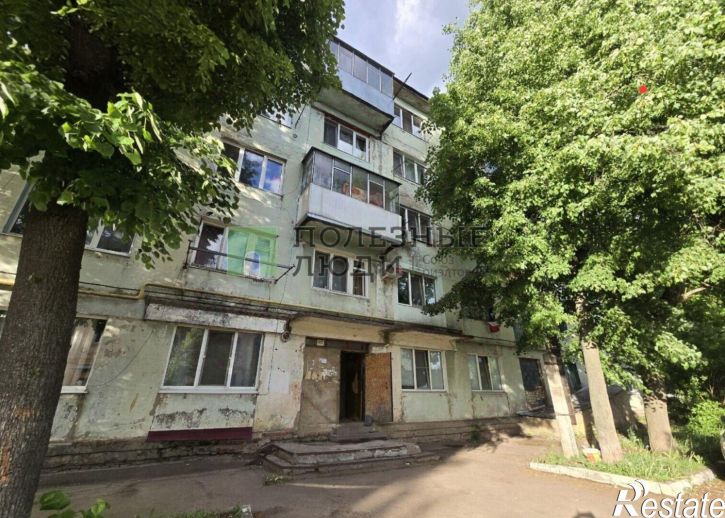 Комната Бетонный пер, 11,  д. 11