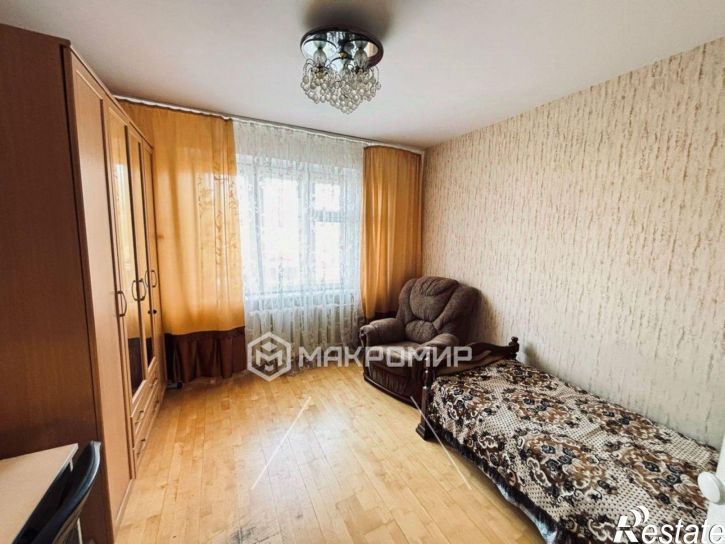 3-комн квартира Приборостроительная улица, 80,  д. 80