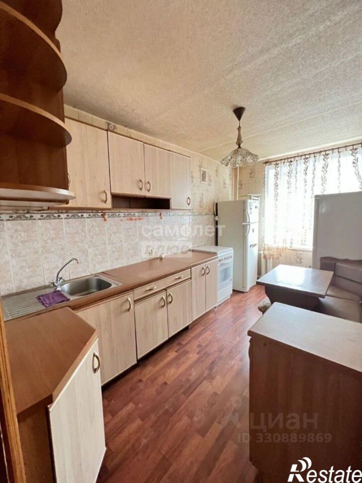 4-комн квартира ул Машкарина, 8,  д. 8